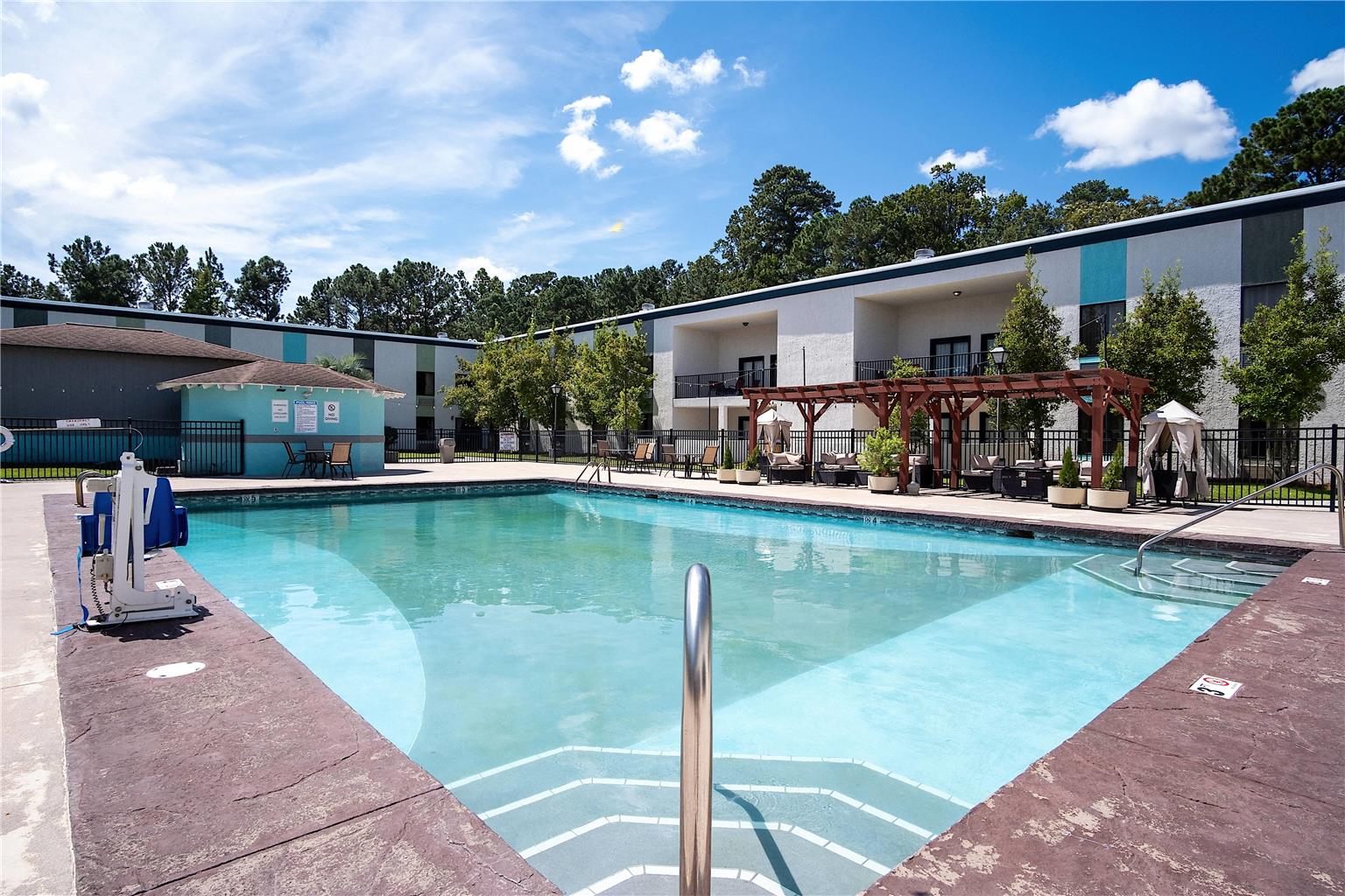 Cottonwood Suites Savannah Hotel & Conference Center - photo 8