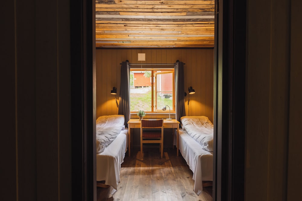Gulbrakka Basecamp — hotel in Glomfjord