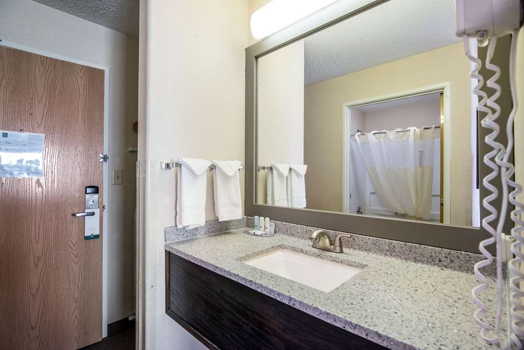 Quality Inn & Suites Pueblo West - photo 25