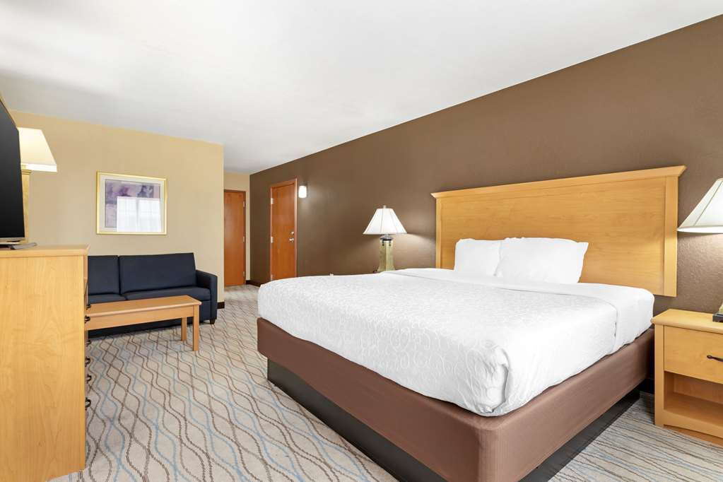 Best Western Locust Grove Inn & Suites - photo 22