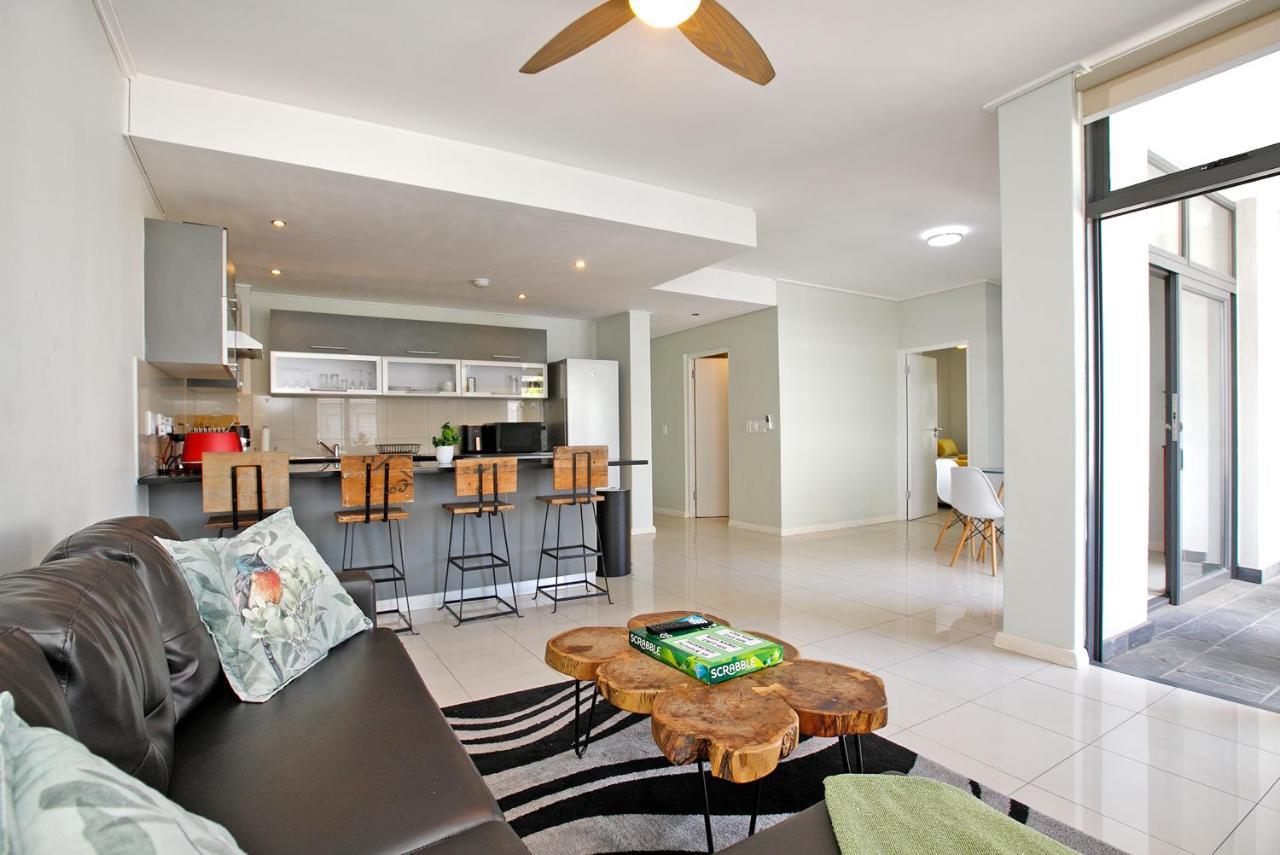 City Explorer 2 bed with balcony