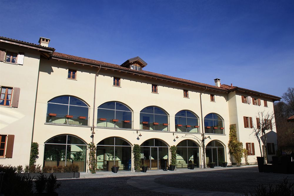 Hotel Cascina Canova pet-friendly hotel Uggiate Trevano