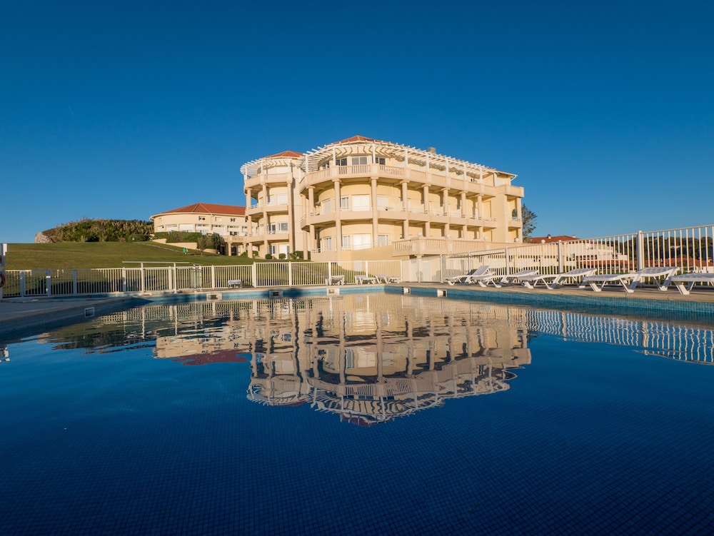 Résidence Mer & Golf Eugénie — 4-Star Luxury Hotel in Biarritz, France