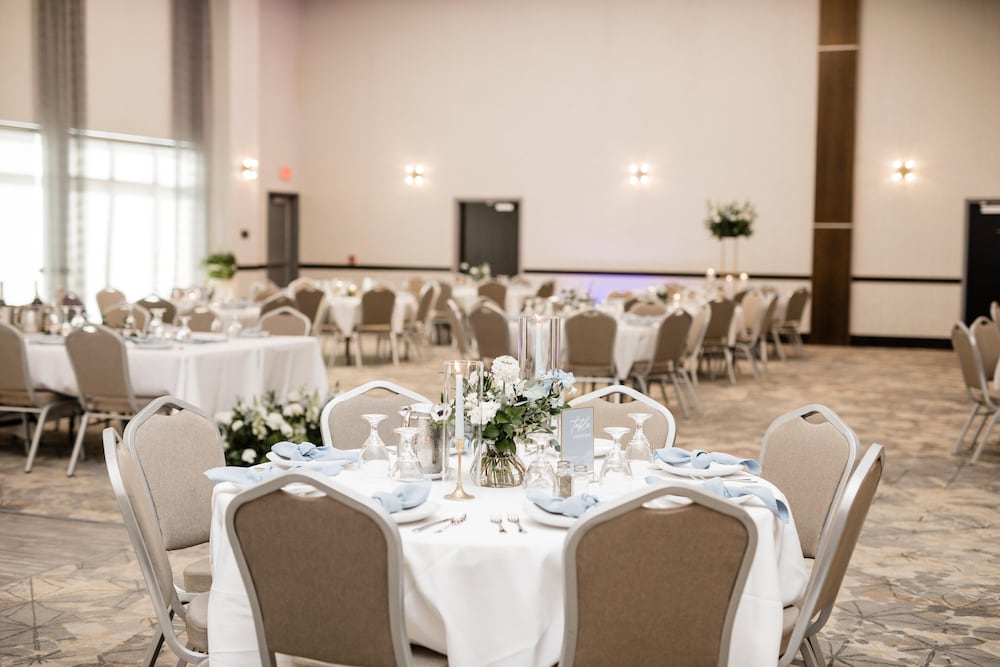 Holiday Inn Express & Suites Sioux City North Event Center by IHG - photo 63