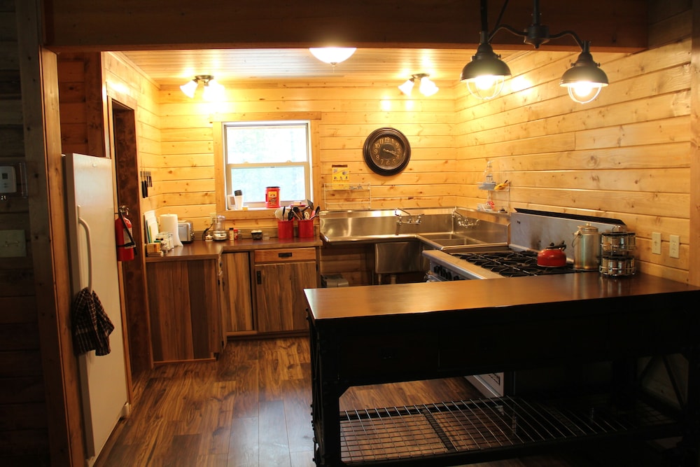 Sugar Loaf Lodge & Cabins - photo 17