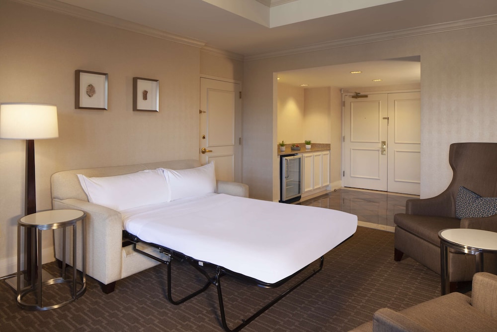 Hilton Alexandria Old Town - photo 36