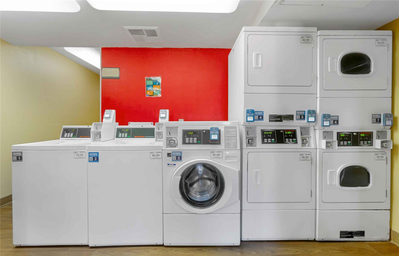 Extended Stay America Select Suites Phoenix Airport E Oak St - photo 30