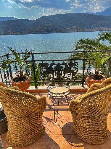 Sunset House — 4-Star Luxury Hotel in Itea, Greece