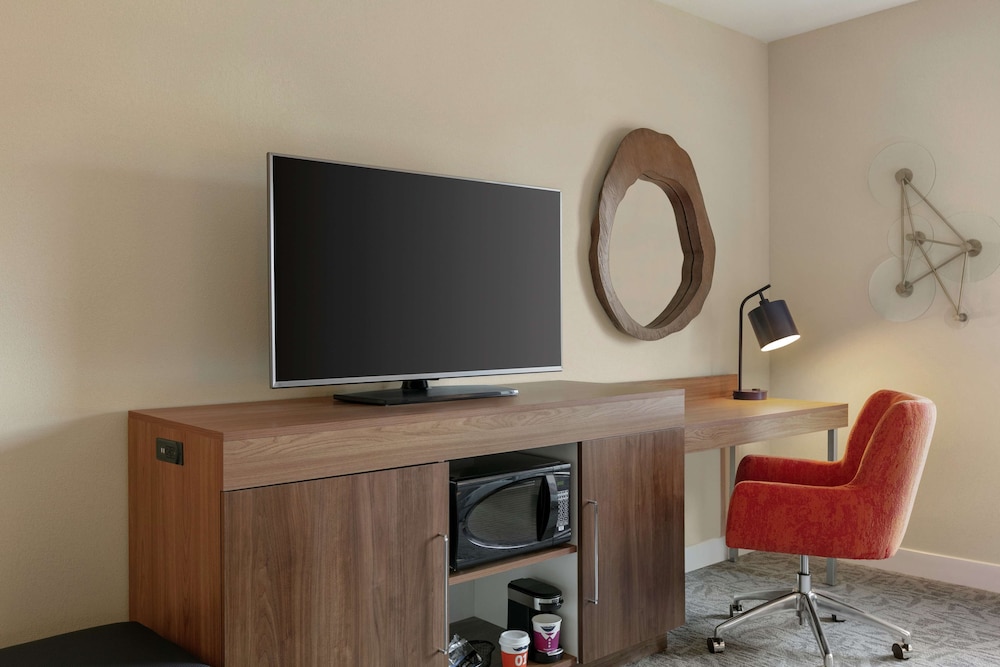 Hampton Inn & Suites Johns Creek - photo 6