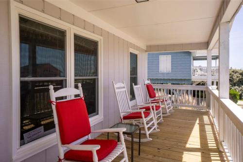 Shorebird by Oak Island Accommodations - photo 21