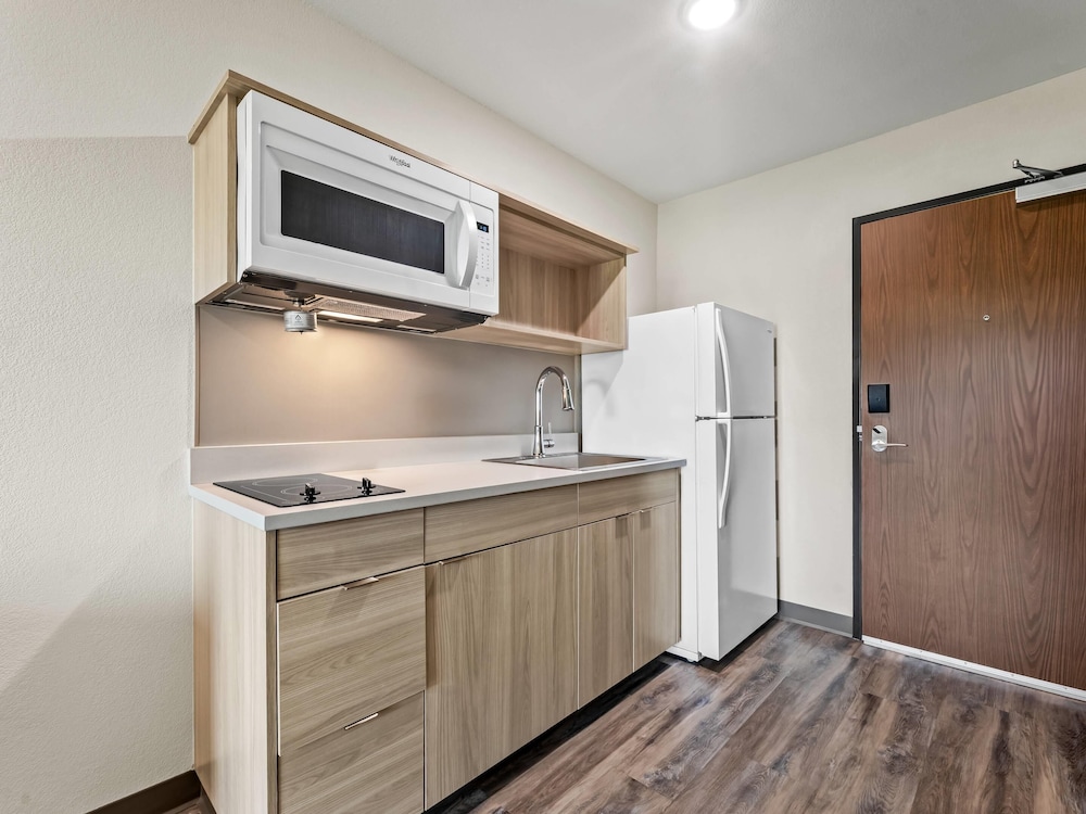 WoodSpring Suites Prattville Montgomery North - photo 23