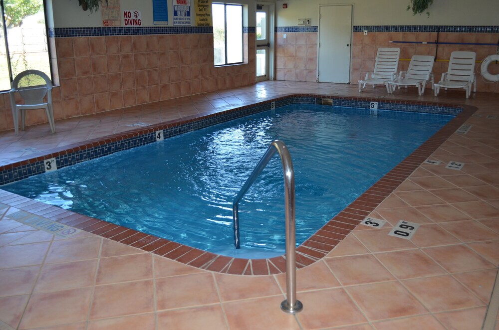 Quality Suites Abilene TX - photo 40