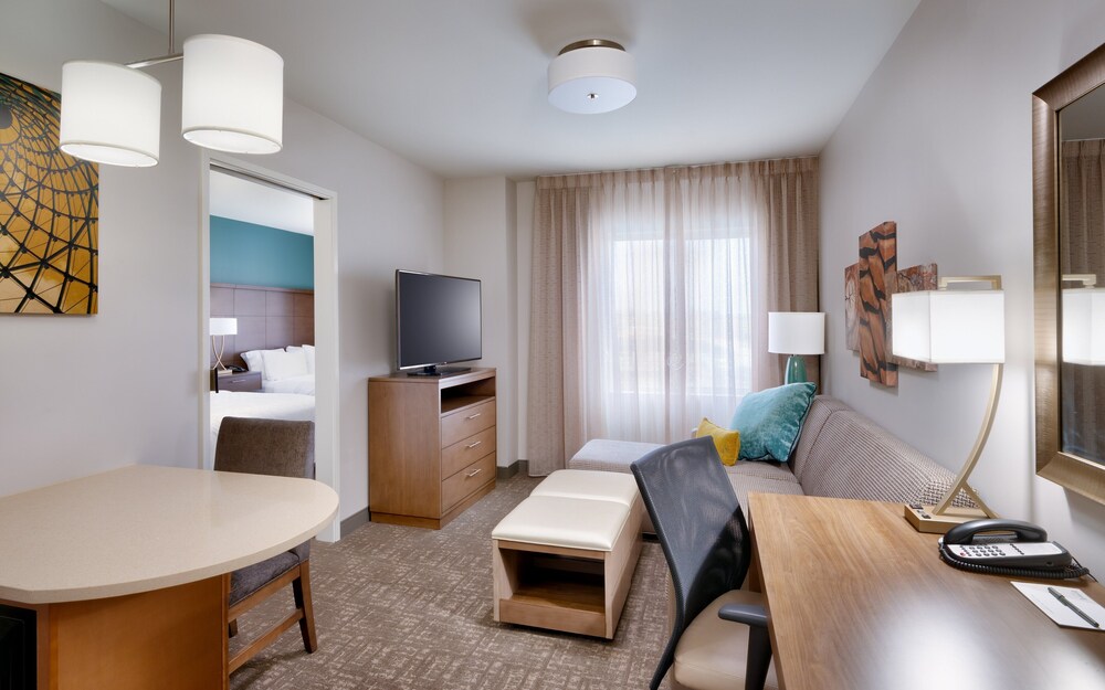 Staybridge Suites Lehi Traverse Ridge Center by IHG - photo 7