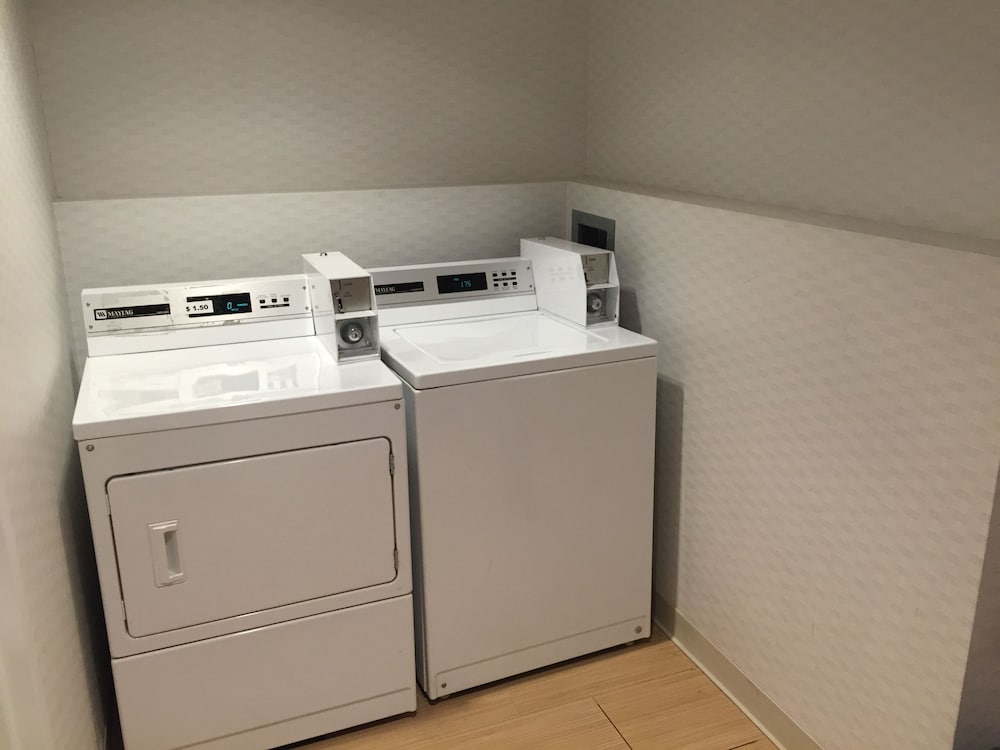 SpringHill Suites by Marriott Kingman Route 66 - photo 39