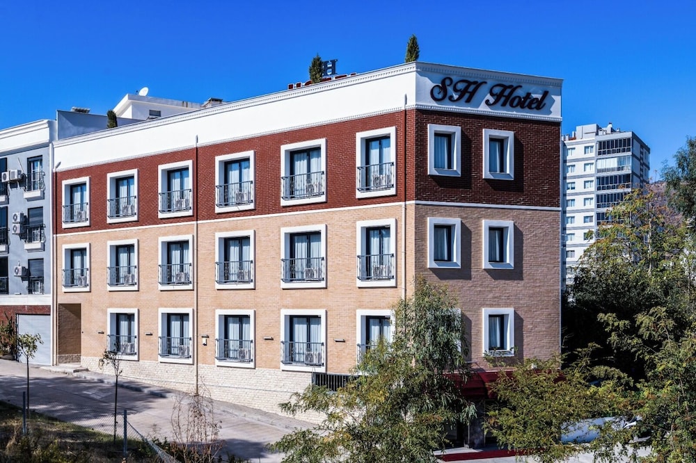 Sh Hotel in Izmir, Turkey