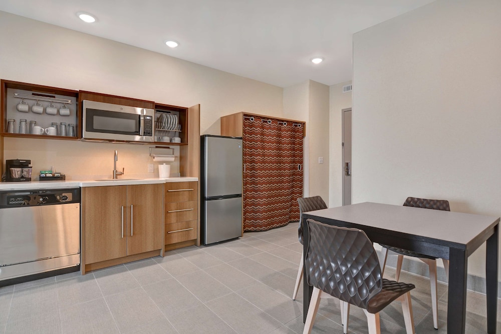 Home2 Suites by Hilton Savannah Midtown GA - photo 19