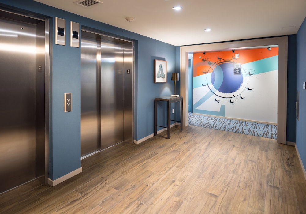 Hotel Indigo Old Town Alexandria by IHG - photo 37