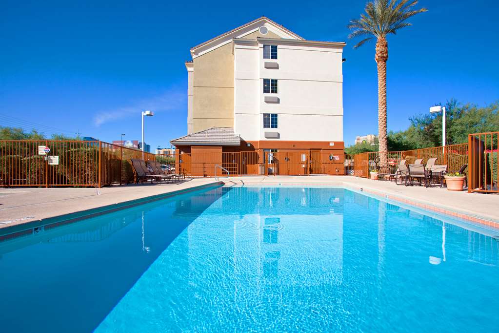 Sonesta Simply Suites Las Vegas Convention Center - photo 2