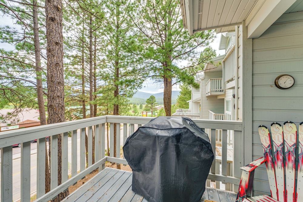 Half Mi to Angel Fire Resort: Townhome w Grill - photo 8