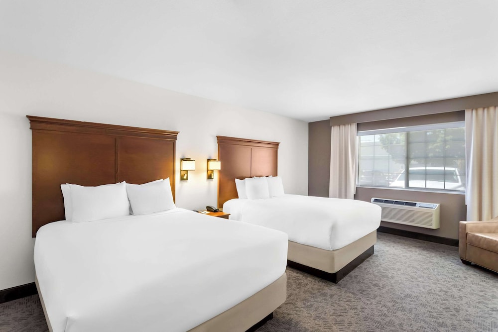 Comfort Inn & Suites Susanville - photo 18