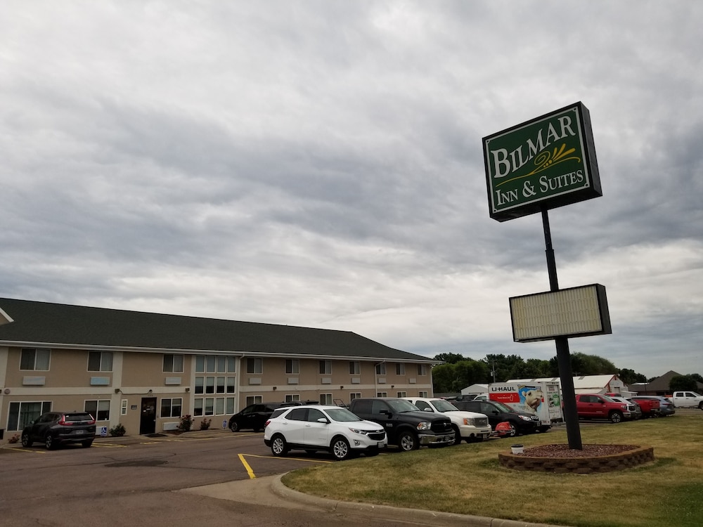 Bilmar Inn & Suites Dell Rapids Near Sioux Falls - photo 218