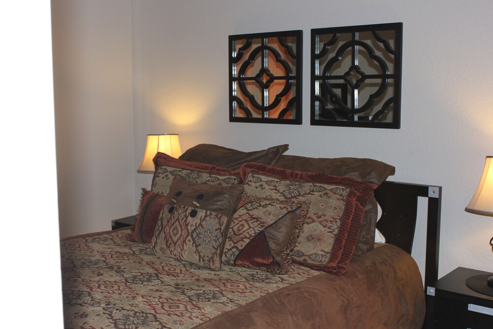 Adobe Village Inn - photo 18