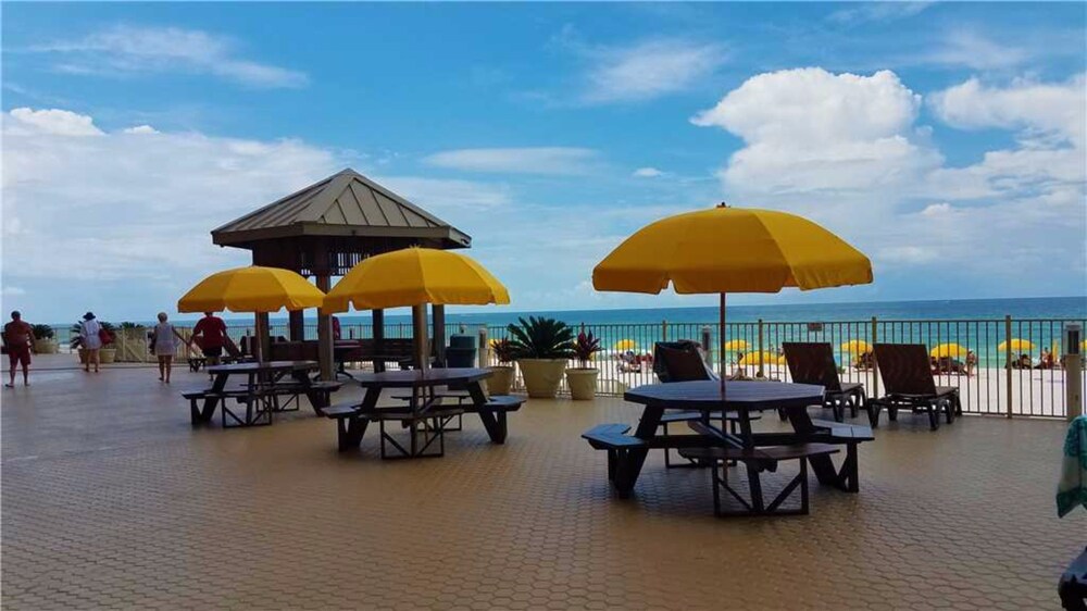 Treasure Island Resort by Royal American Beach Getaways - photo 11