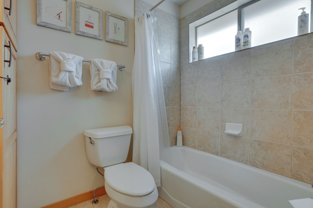 Downtown Winter Park Townhouse 3 Mi to Ski Resort - photo 45