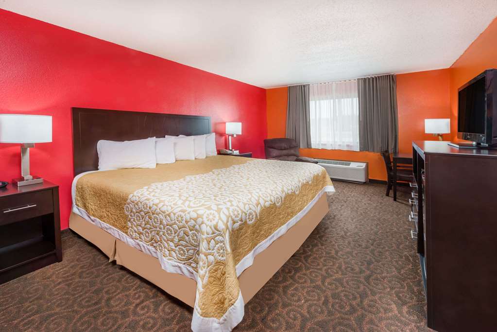 Days Inn by Wyndham Mexico - photo 8