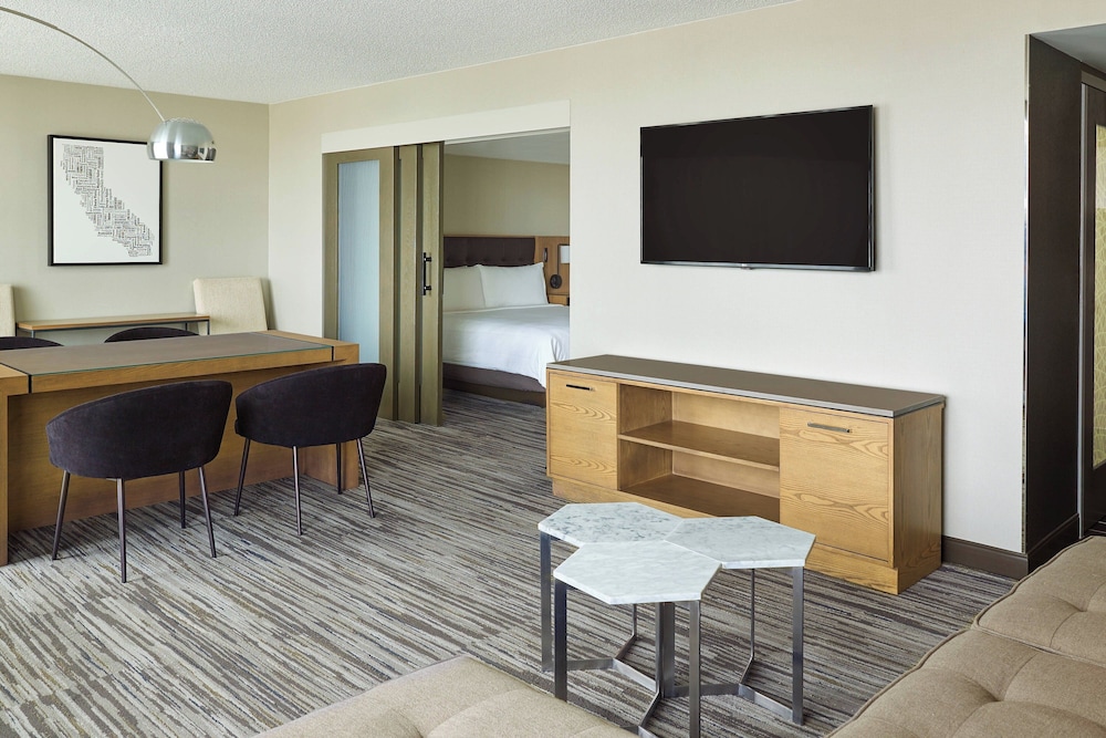 Warner Center Marriott Woodland Hills - photo 19