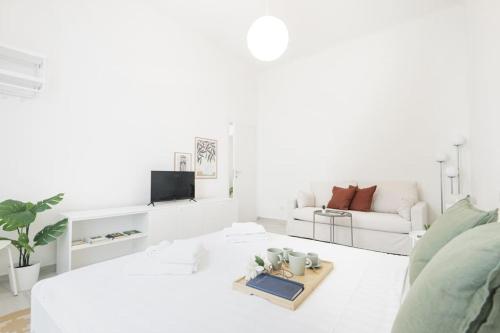 Easylife Apartment with balcony in Città Studi — 4-Star Luxury Hotel in Milan, Italy