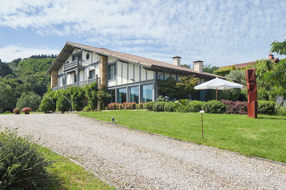 Hotel Iturregi — 4-Star Luxury Hotel in Getaria, Spain
