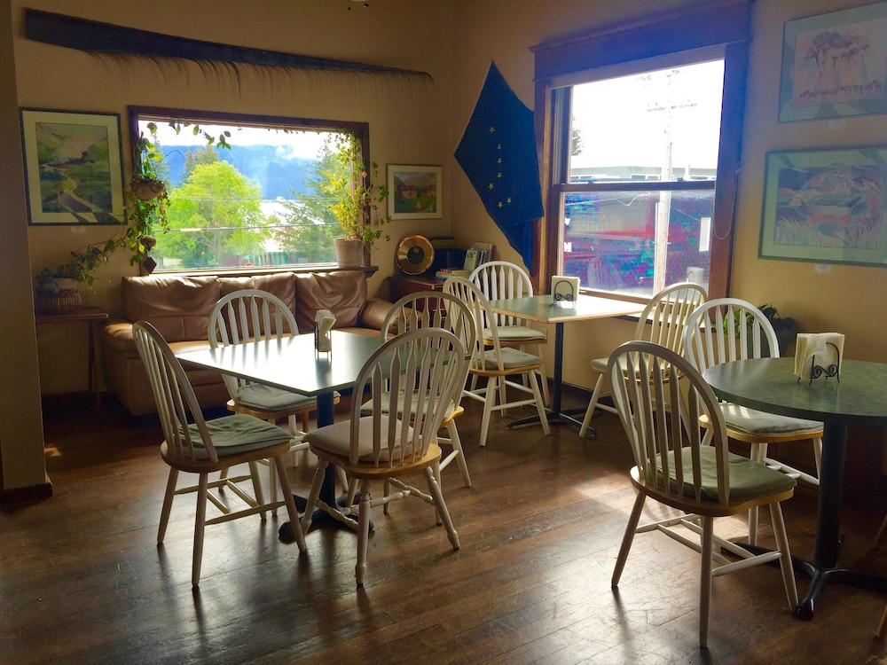 A Swan Nest Inn - photo 42