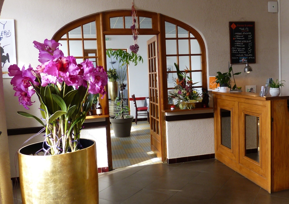 Hotel Restaurant Du Commerce — Cazaubon — photo 3
