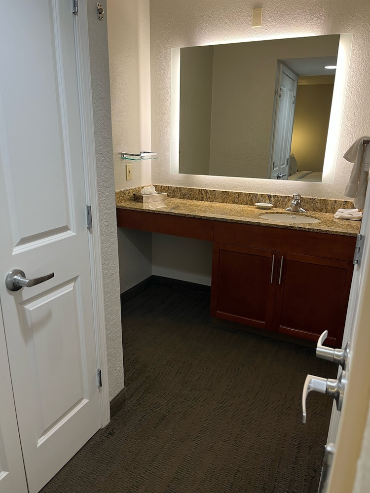Residence Inn by Marriott Boston North Shore Danvers - photo 20