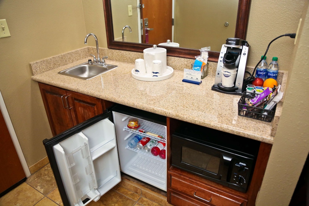 Hampton Inn & Suites Jennings - photo 8