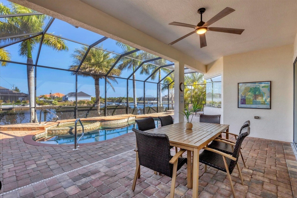 8138 Arlewood C in Port Charlotte, United States