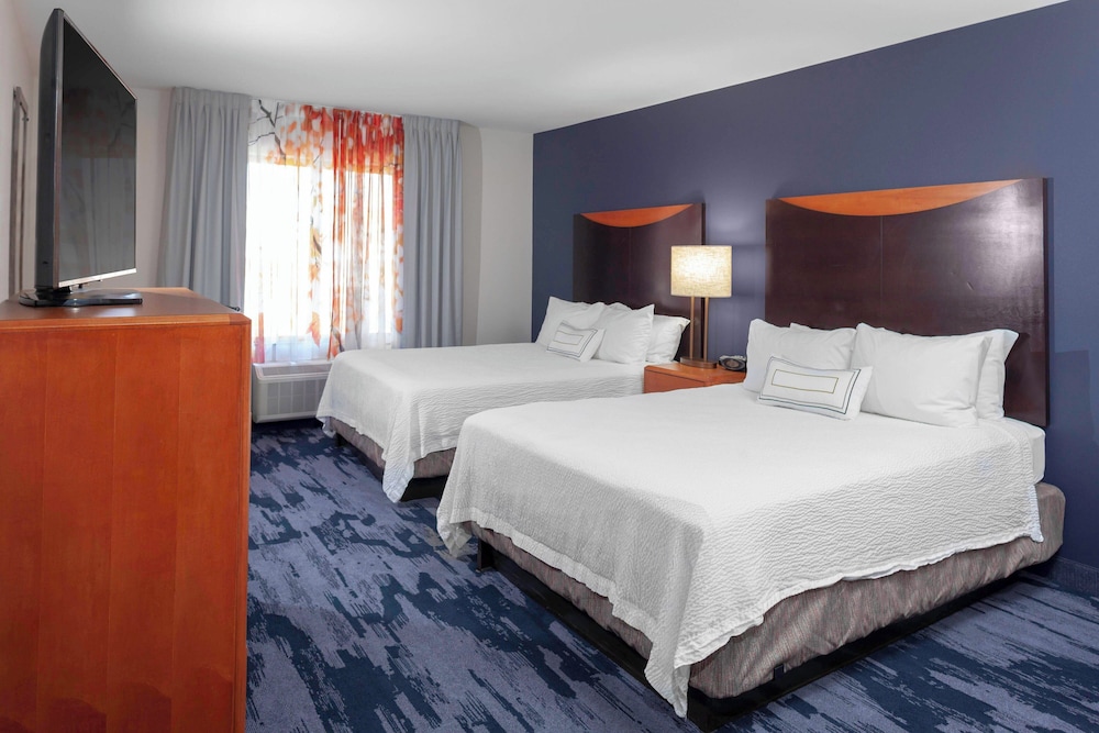 Fairfield Inn & Suites by Marriott Charlotte Matthews - photo 8