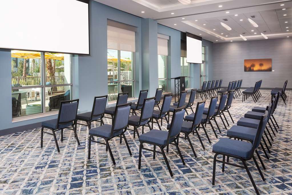 Hyatt House Orlando Airport - photo 58