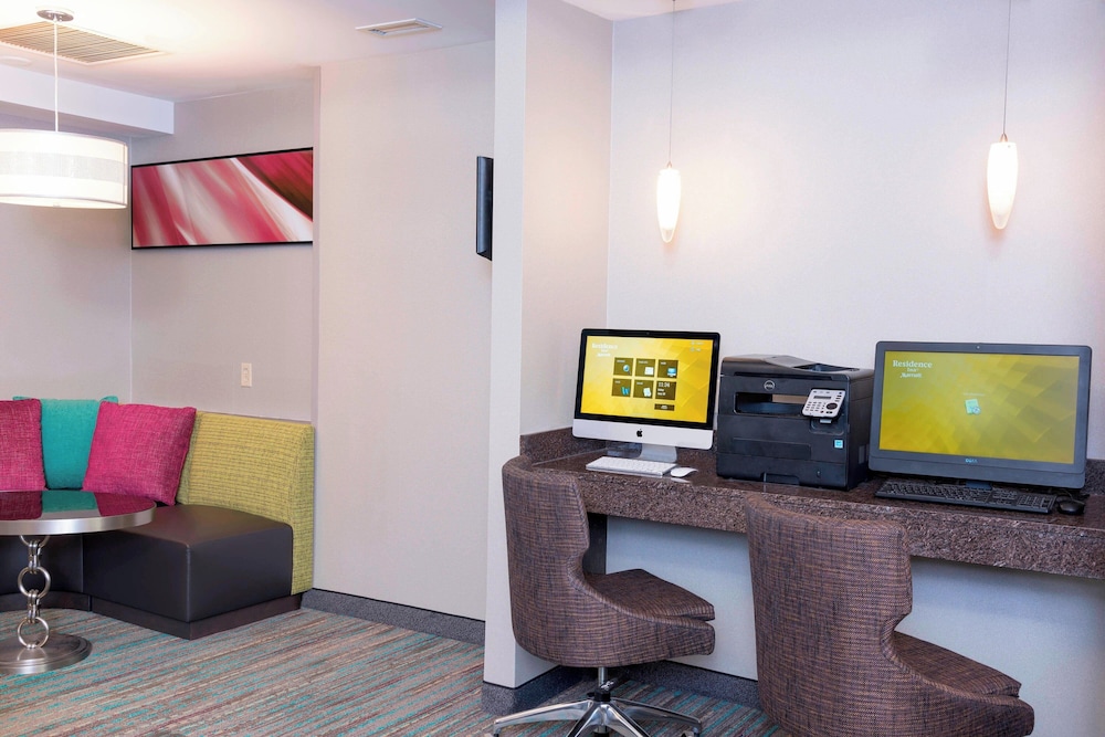 Residence Inn By Marriott Grand Rapids West - photo 37