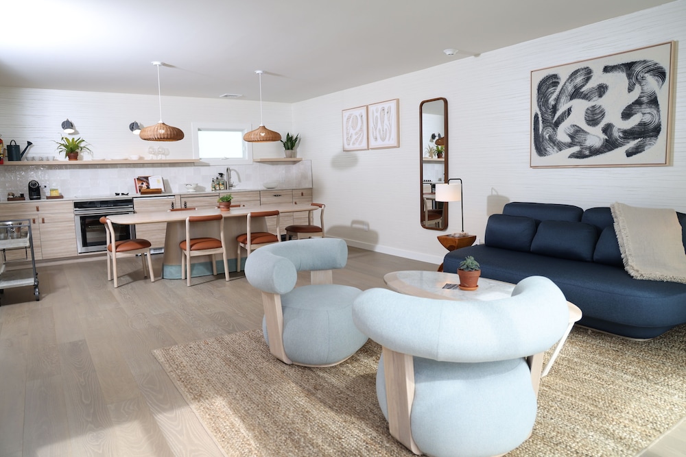 The Shoals Suites and Slips - photo 12