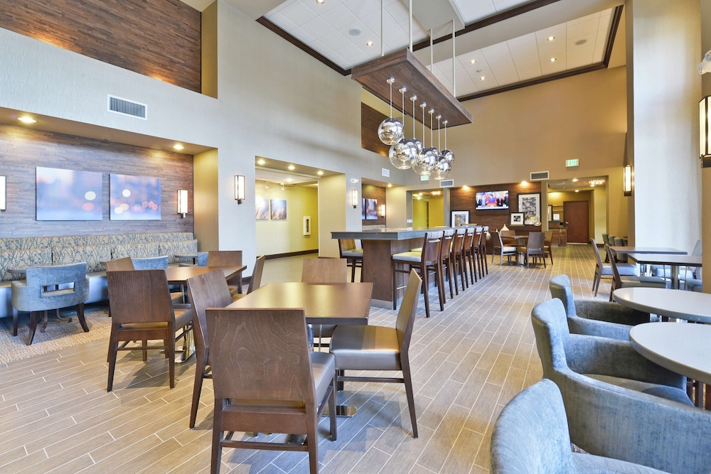 Hampton Inn & Suites Greensboro Coliseum Area - photo 70