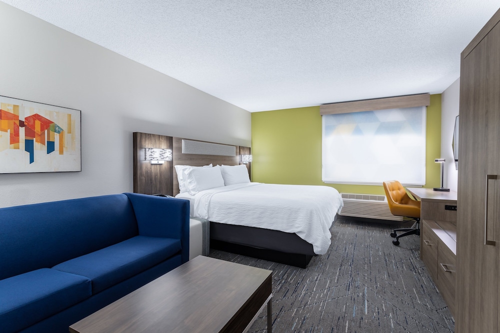 Holiday Inn Express & Suites Vadnais Heights by IHG - photo 10