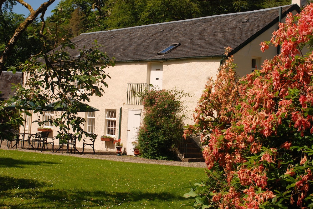 Bonawe House Holiday Cottages — 4-Star Luxury Hotel in Oban, United Kingdom