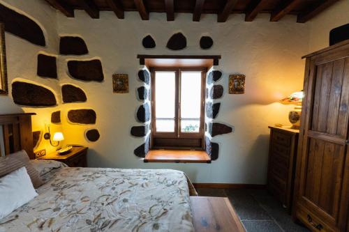 Ancient Historical House — 4-Star Luxury Hotel in Santa Lucia, Spain