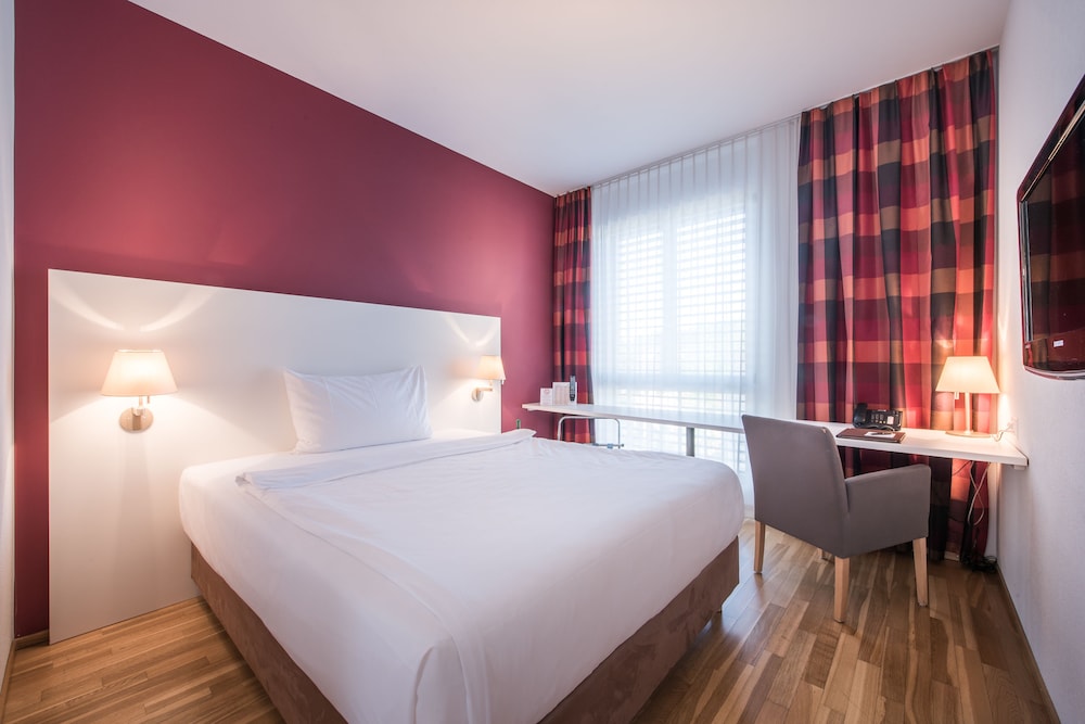 Hotel Arcade - last minute hotel in Sins