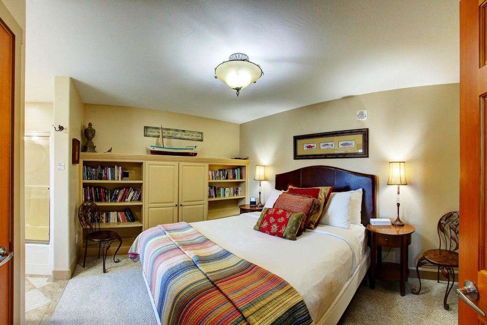 Land's End Resort - photo 85
