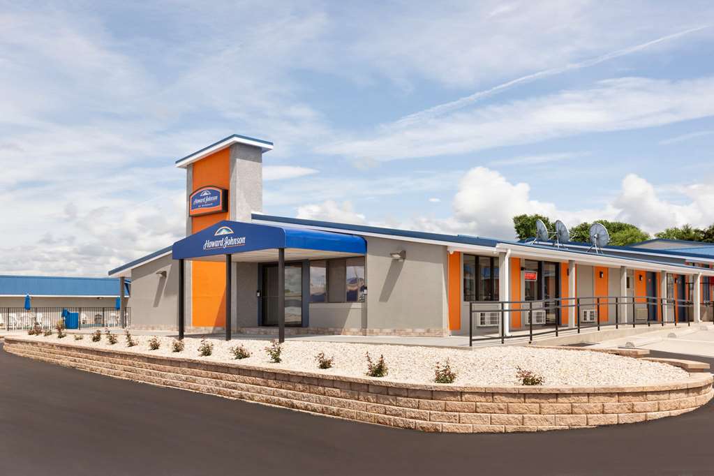 Howard Johnson by Wyndham Harrisonburg - photo 22
