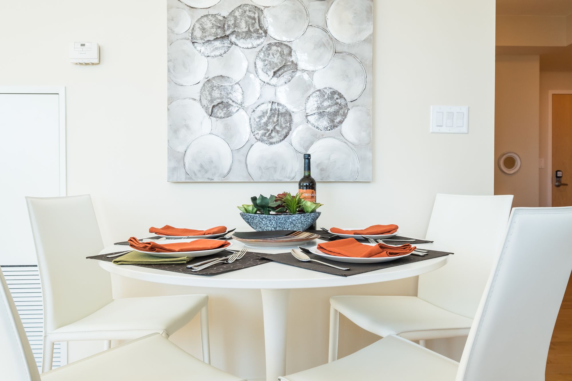 QuickStay Premium 2bdrm Downtown Condo