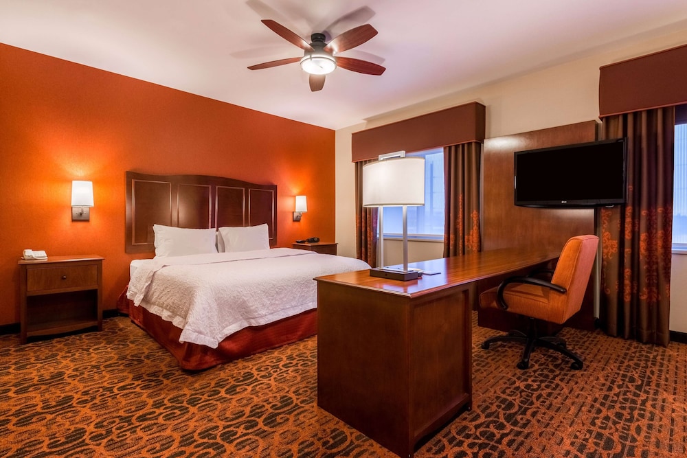Hampton Inn & Suites Boulder North - photo 11